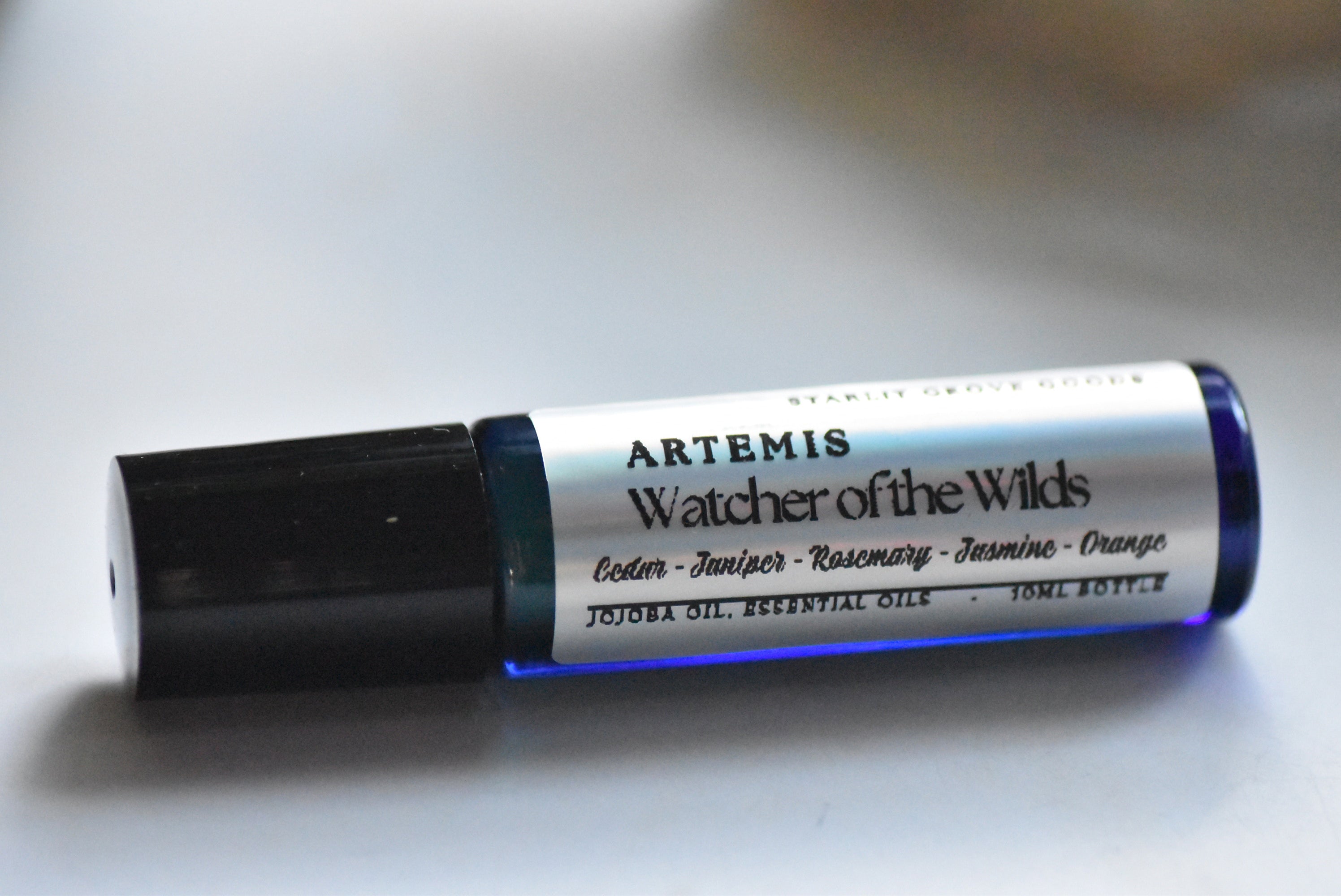'Artemis, Watcher of the Wilds' - Perfume Roll On - Olympus Herbarium - Mythology Inspired