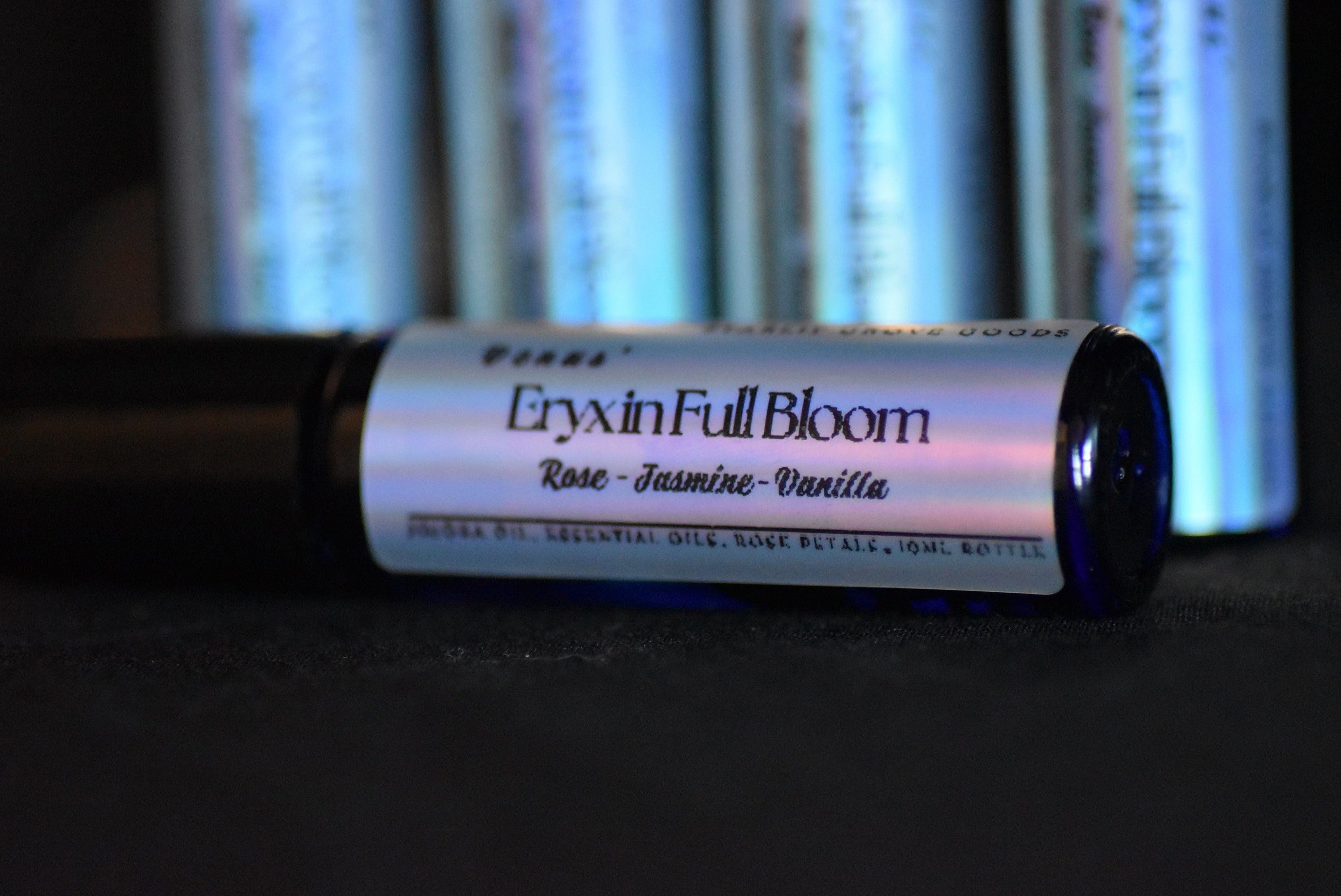 Venus' 'Eryx in Full Bloom' - Concentrated Scent Roll-on