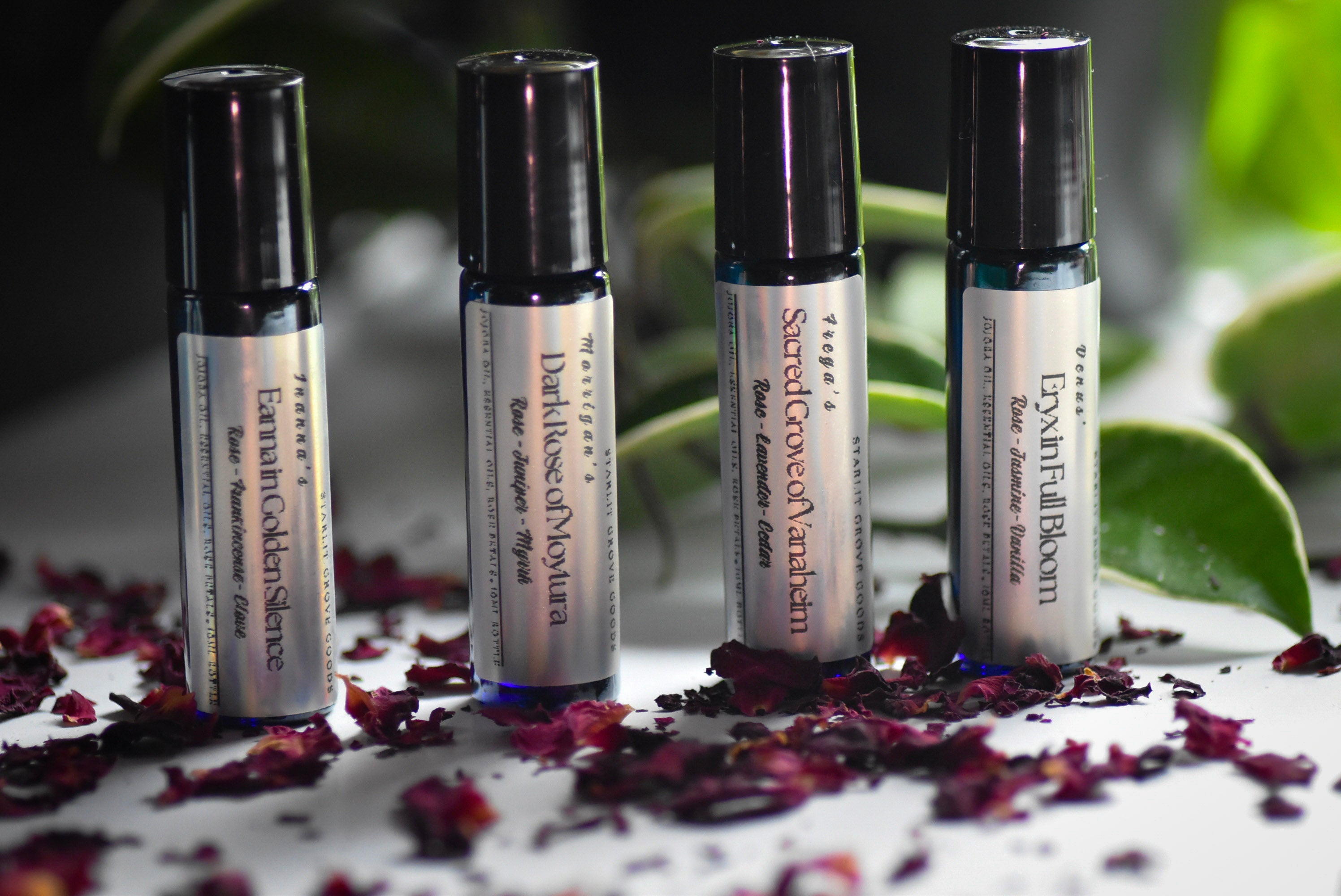 Venus' 'Eryx in Full Bloom' - Concentrated Scent Roll-on